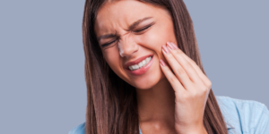 치통을 완화하는 방법: 효과적인 치아통증 완화법